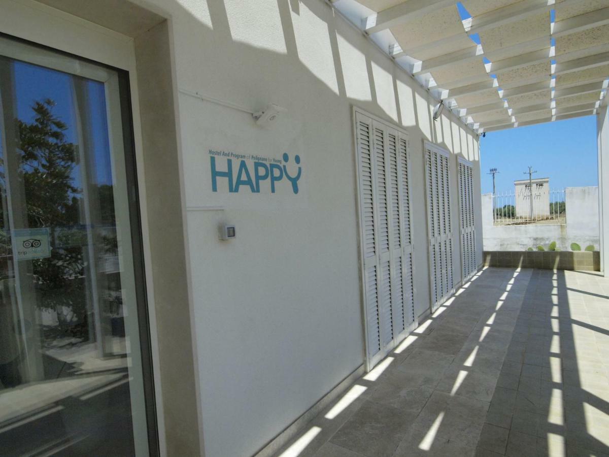 Happy Hostel For Young Polignano a Mare Bagian luar foto
